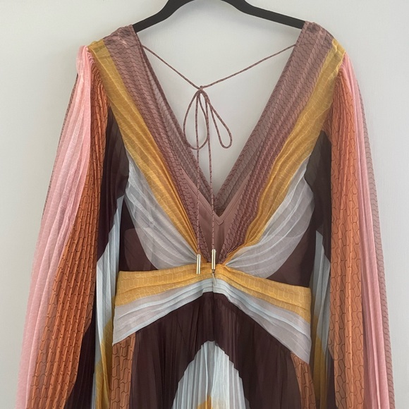 Beautiful Acler dress - Picture 5 of 13